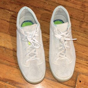 Rothys Lace Up Sneakers